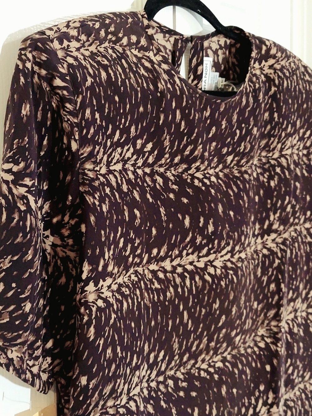 Nora Noh Top, Size XL, New, 100% Silk, "Feather Java" Round Neck - Picture 4 of 7